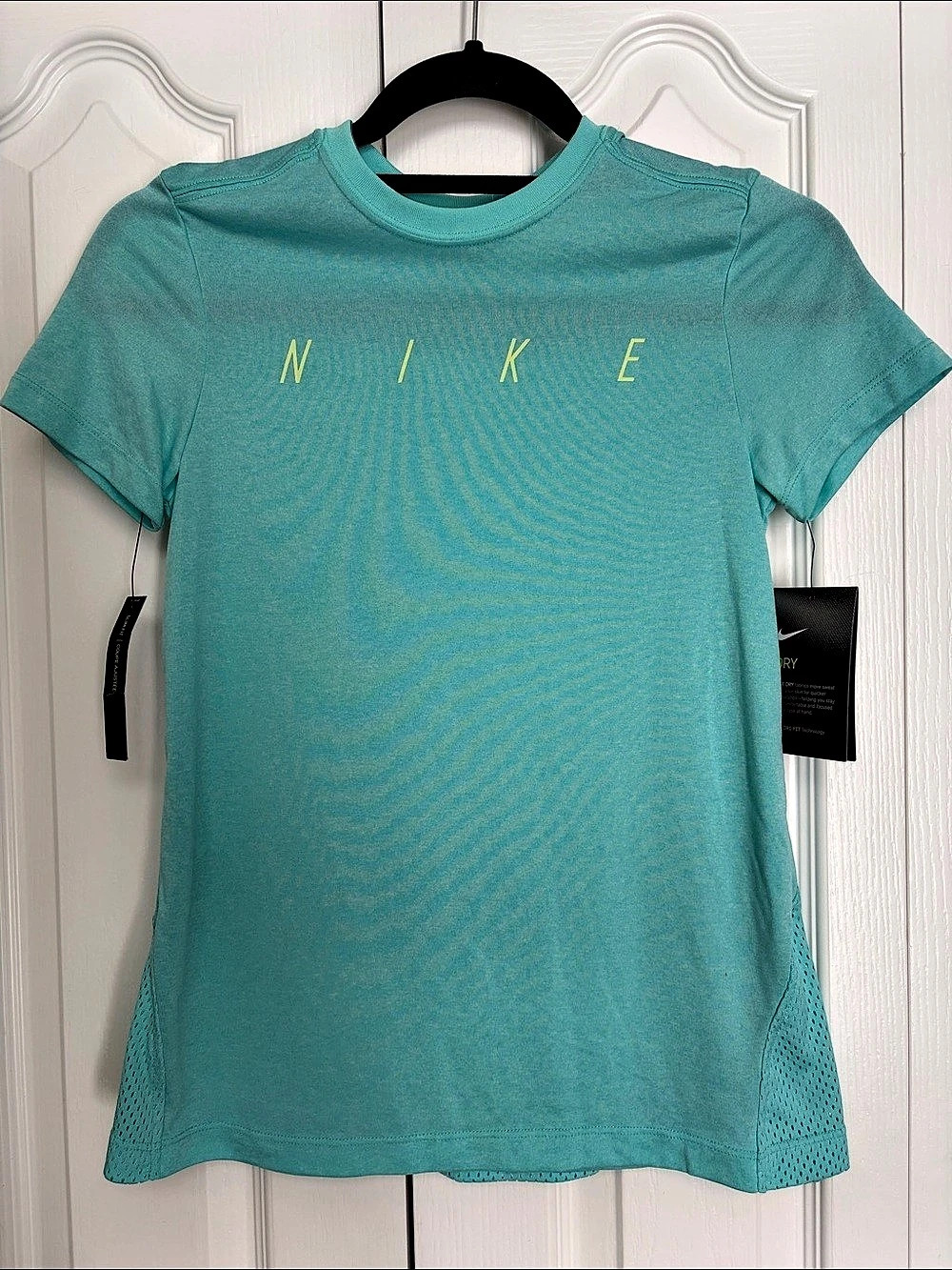 Nike Dri-FIT short sleeve mesh-hem top Girls Medium Aqua Blue NWT